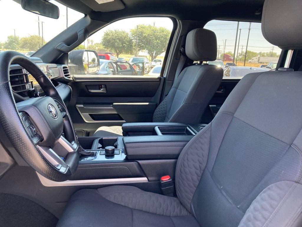 Used 2025 Toyota Tundra SR5 RWD image 10