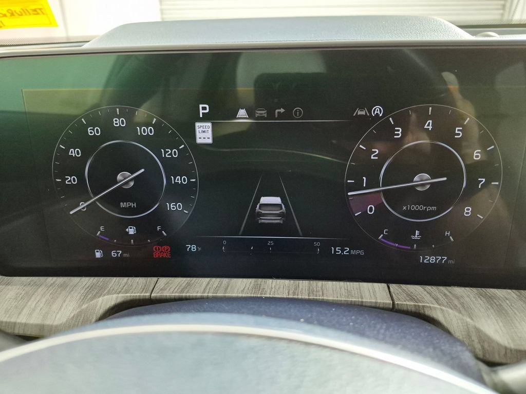 Used 2025 Kia Telluride SX w/ SX Captain's Chair Package AWD/4WD image 16