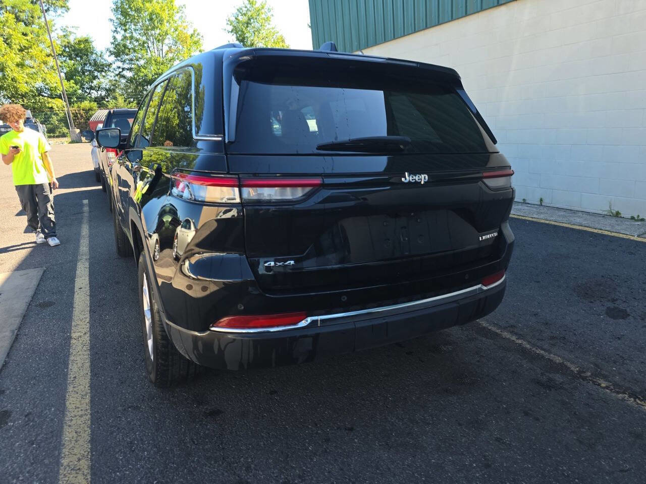 Used 2022 Jeep Grand Cherokee Limited image 6