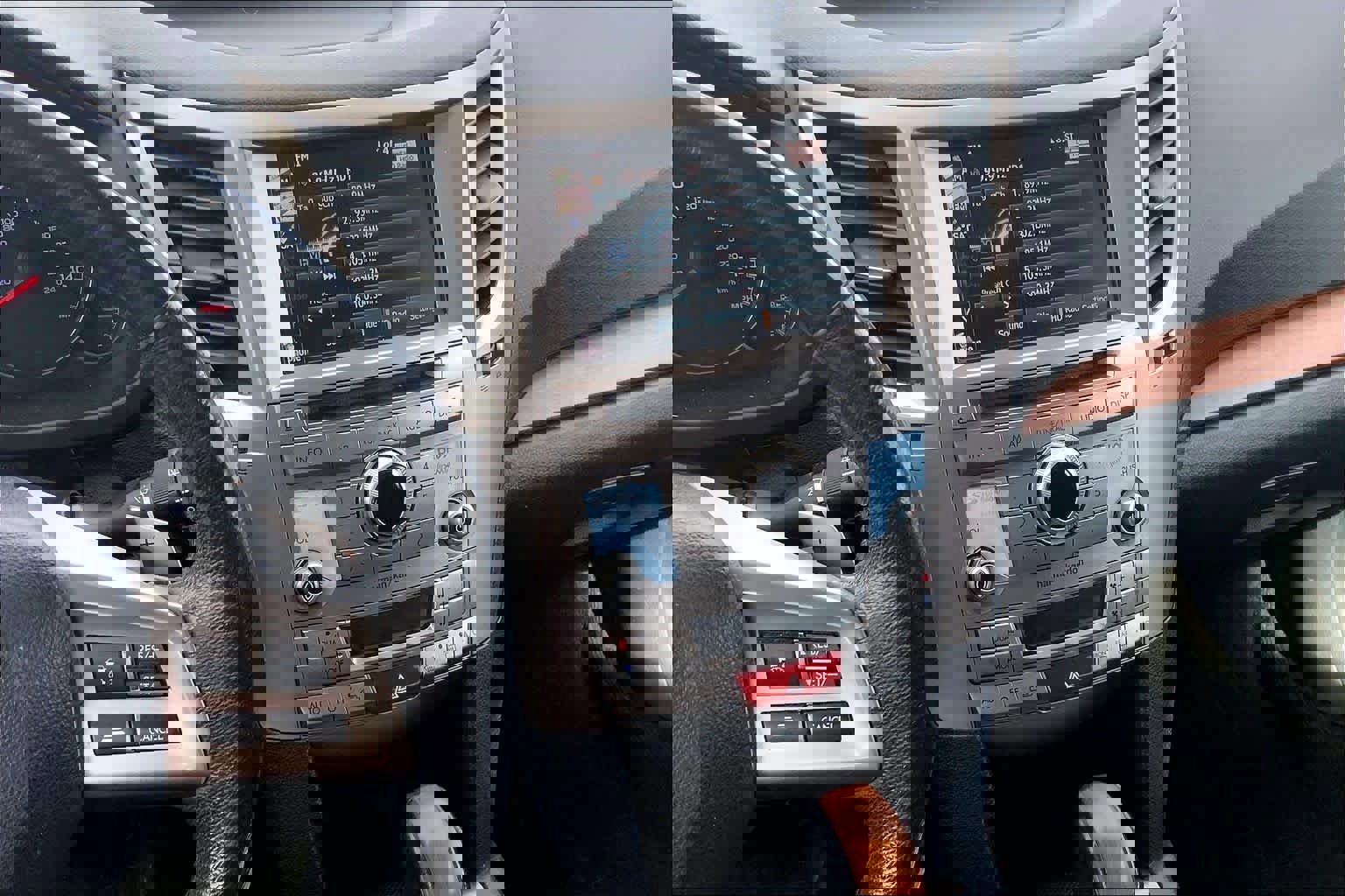 Used 2013 Subaru Outback 2.5i Limited image 6