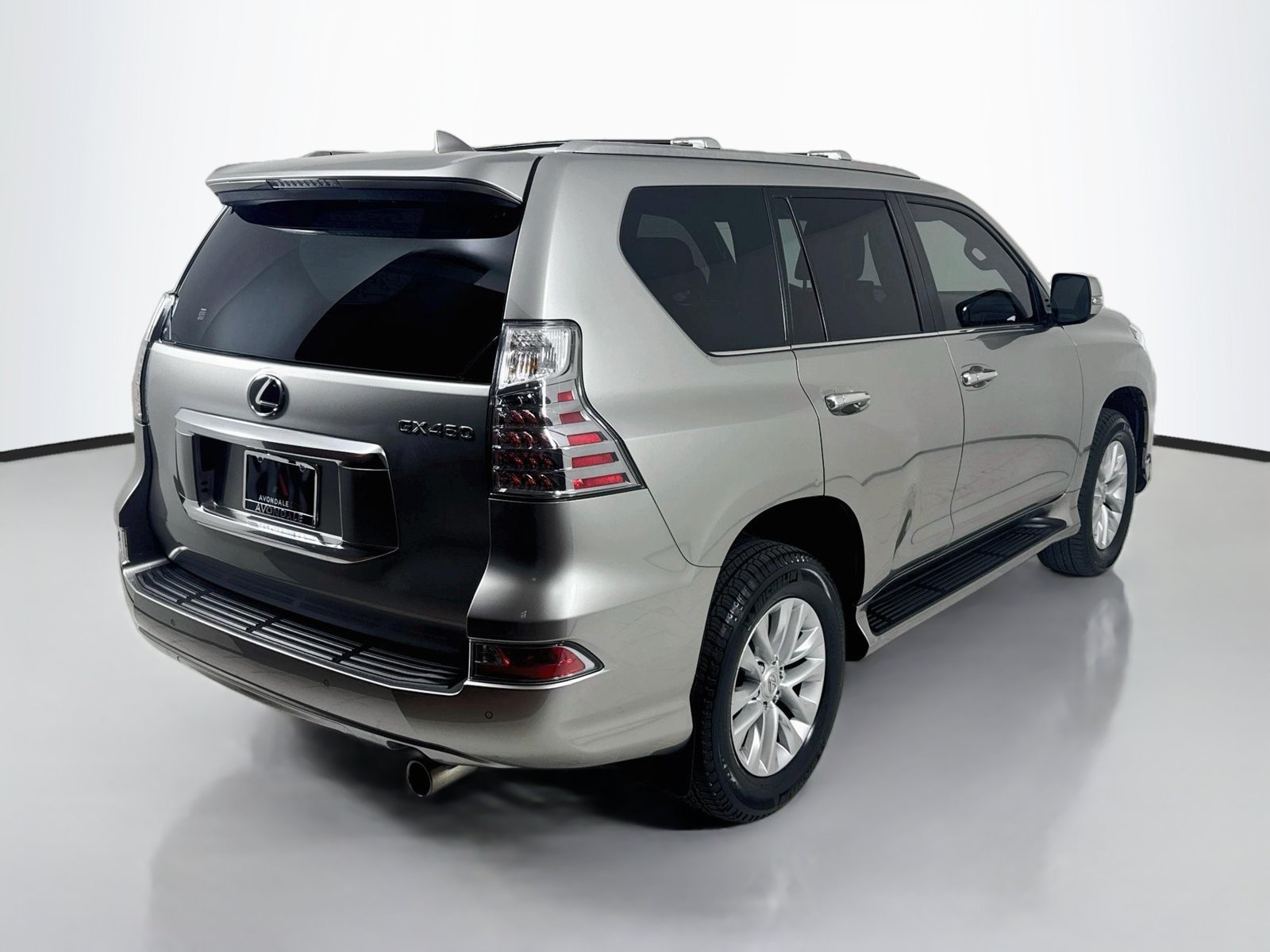 Used 2023 Lexus GX 460 Premium w/ Premium Package AWD/4WD image 8