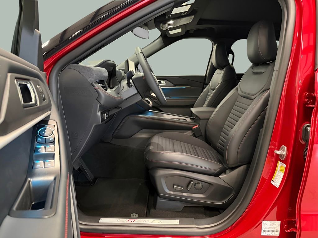 New 2026 Ford Explorer ST-Line w/ ST-Line Street Pack AWD/4WD image 18