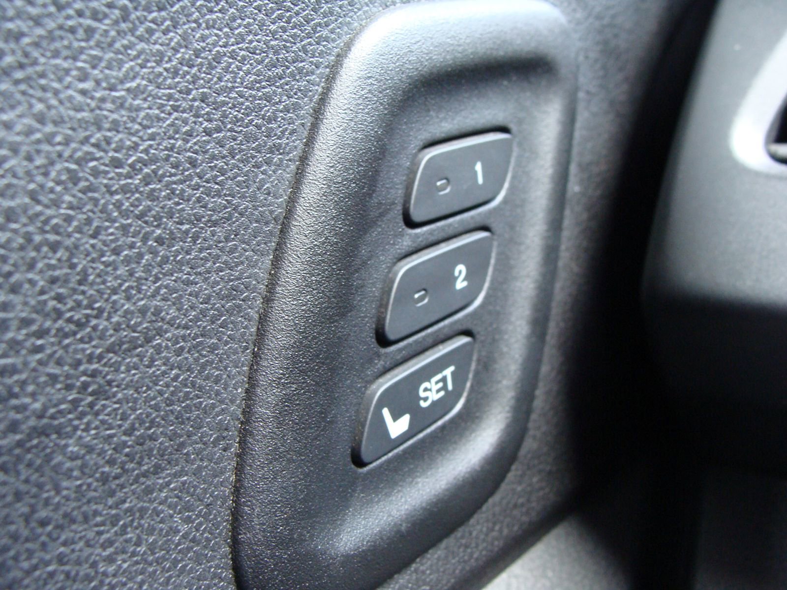 Used 2015 Honda CR-V Touring image 31