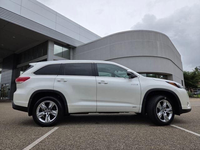 Used 2019 Toyota Highlander Limited Platinum AWD/4WD image 29