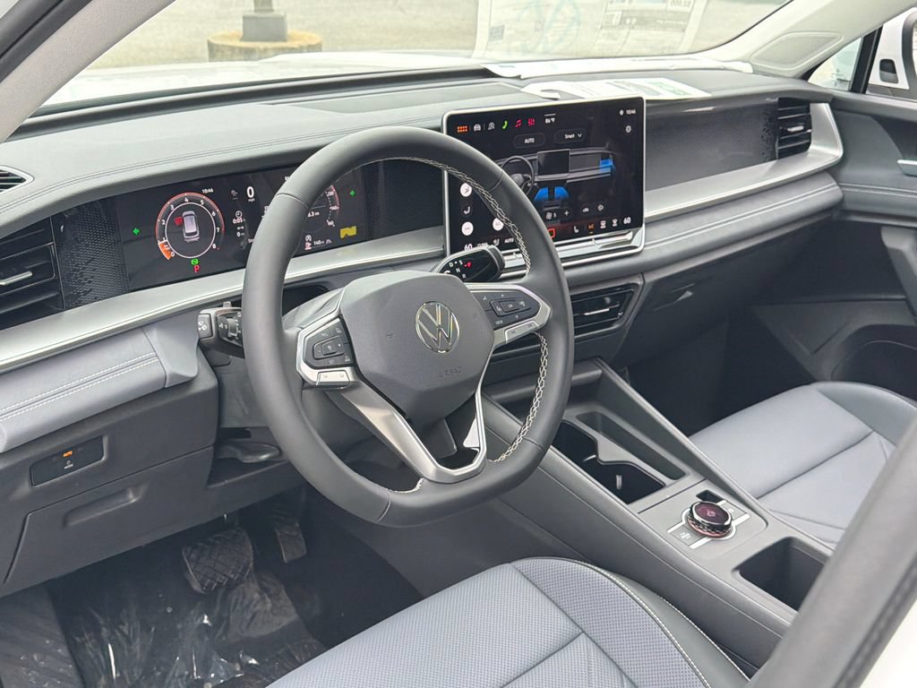 New 2026 Volkswagen Tiguan SE AWD/4WD image 28