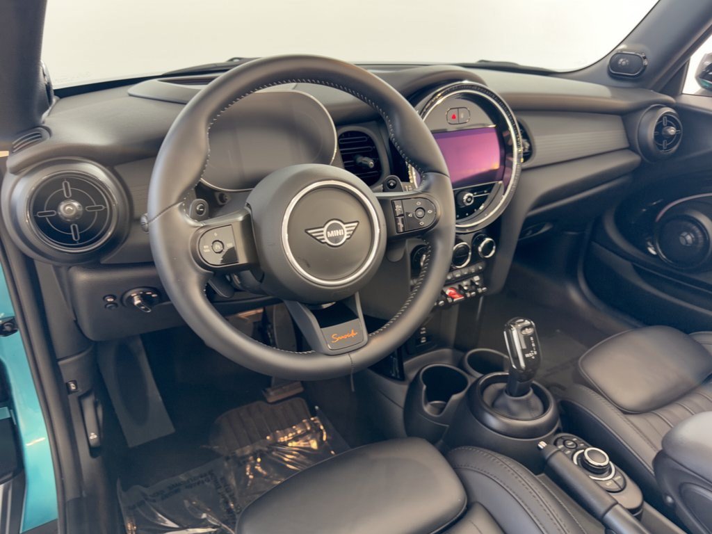 Used 2024 MINI Cooper S w/ Seaside Edition FWD image 4