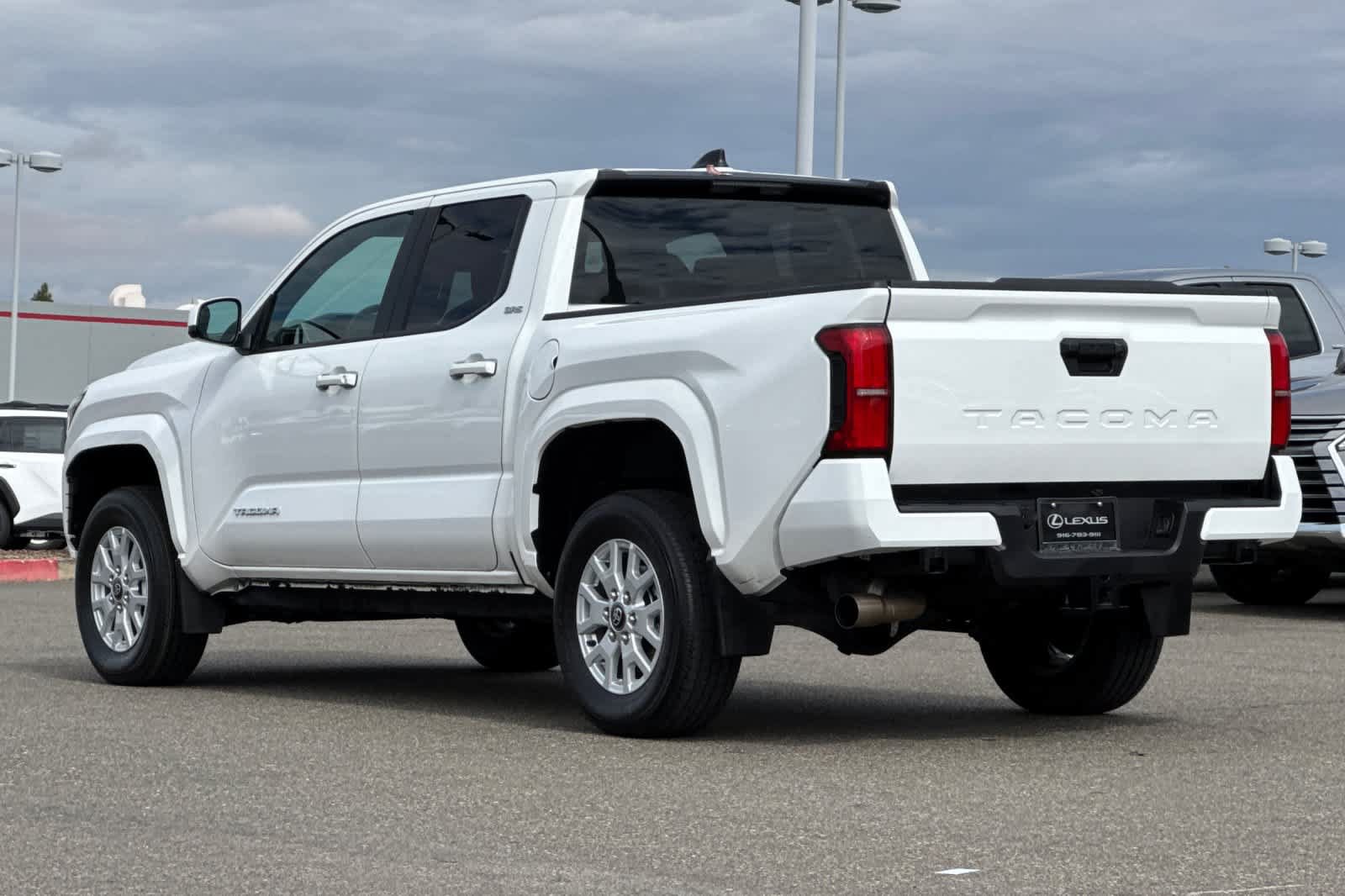 Used 2024 Toyota Tacoma SR5 RWD image 7