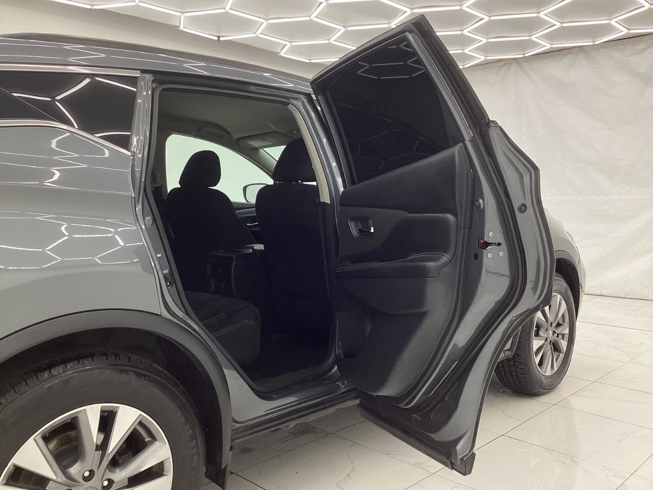 Used 2020 Nissan Murano SV image 23