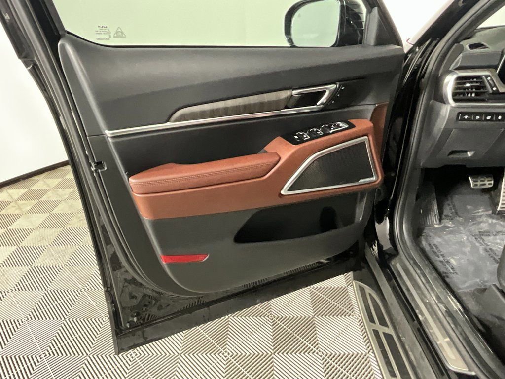 Used 2024 Kia Telluride SX image 19