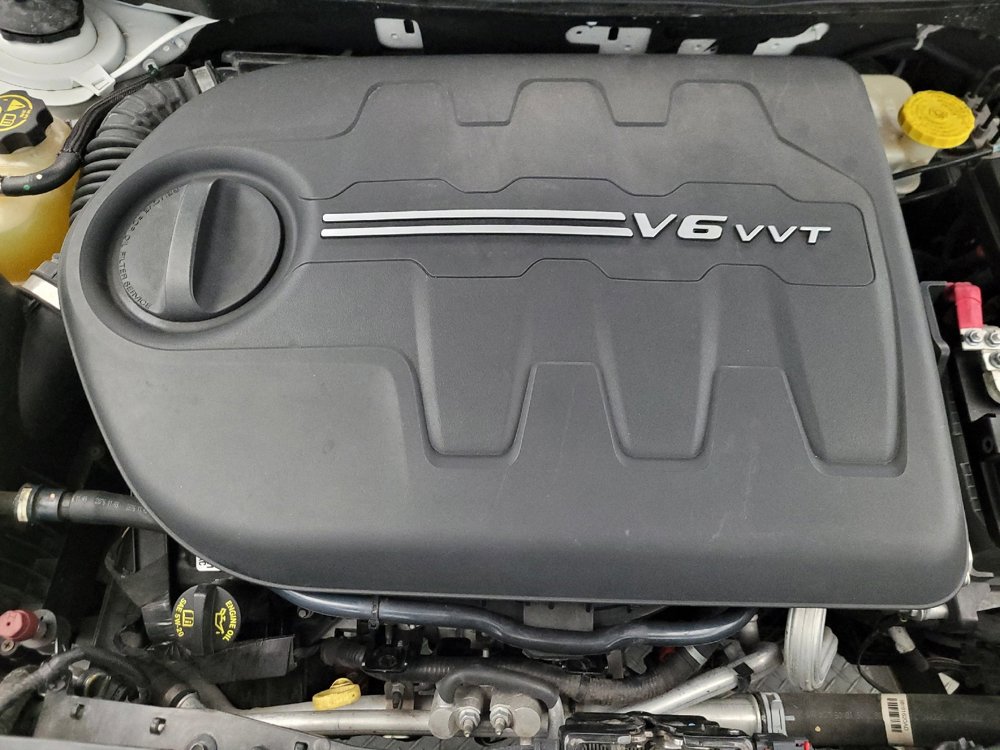 Used 2017 Jeep Cherokee Latitude w/ Comfort/Convenience Group image 30