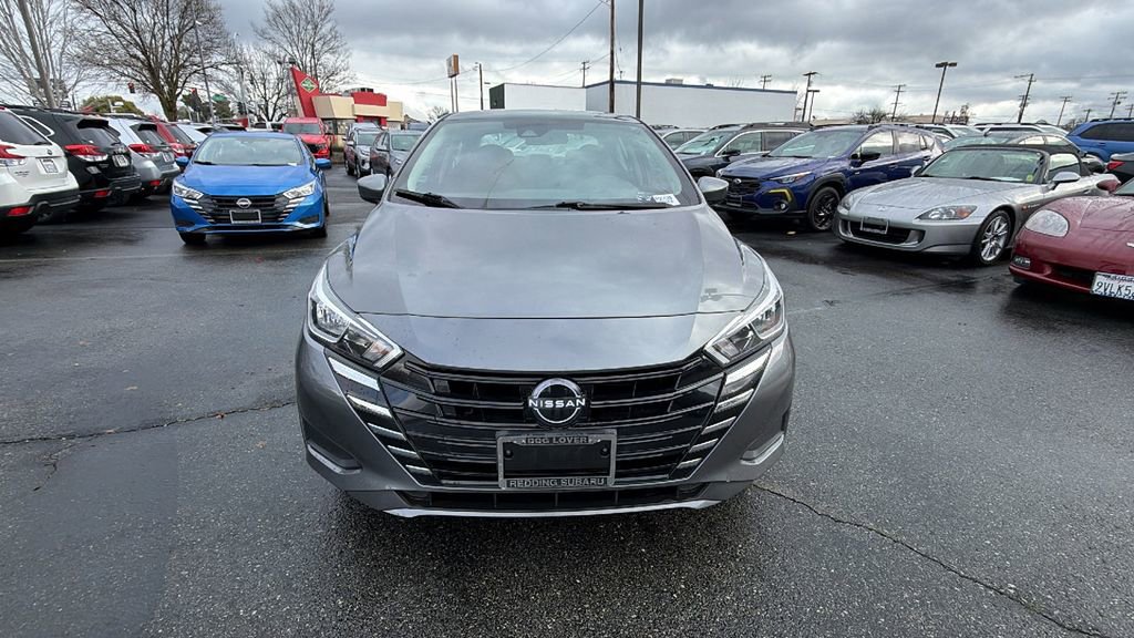 Used 2023 Nissan Versa SV image 8