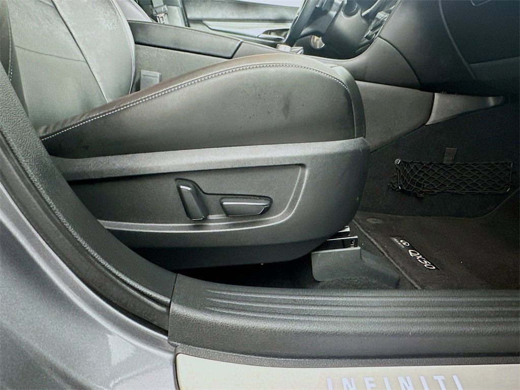 Used 2022 INFINITI QX50 Essential w/ Cargo Package image 24