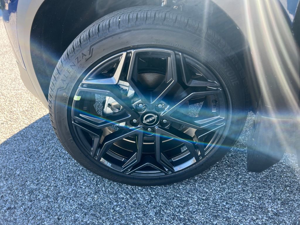 New 2026 Nissan Kicks SR w/ Cold Weather Package image 26