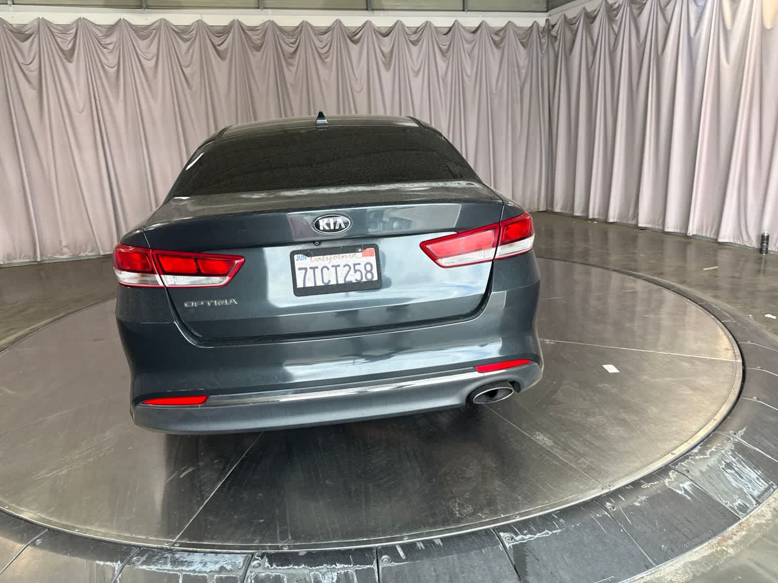 Used 2016 Kia Optima LX w/ Option Group 014 FWD image 6