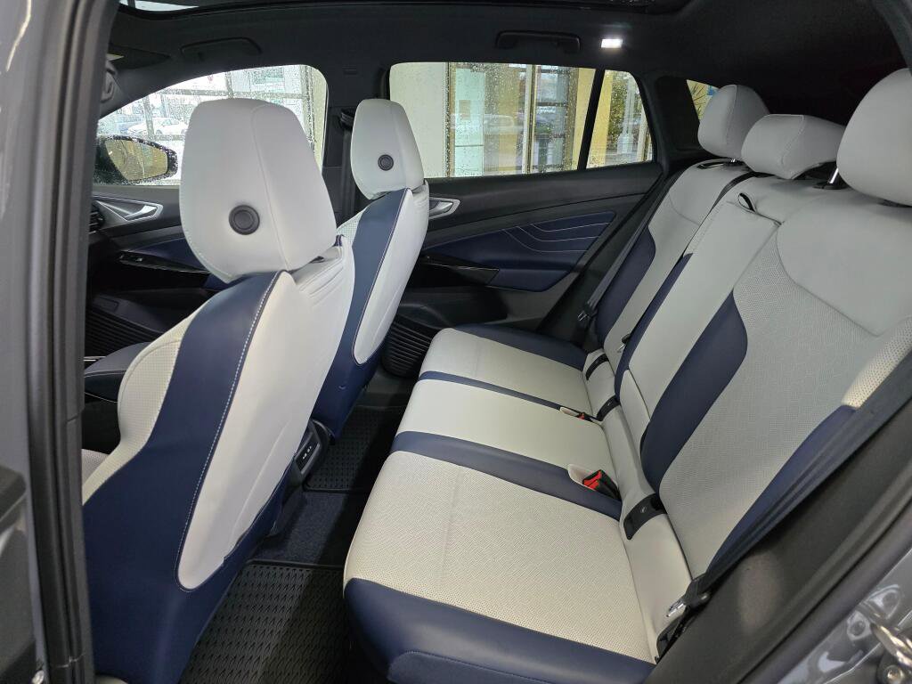 New 2026 Volkswagen ID.4 Pro S AWD/4WD image 27