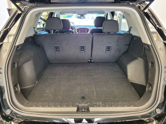 Used 2024 GMC Terrain SLE image 33