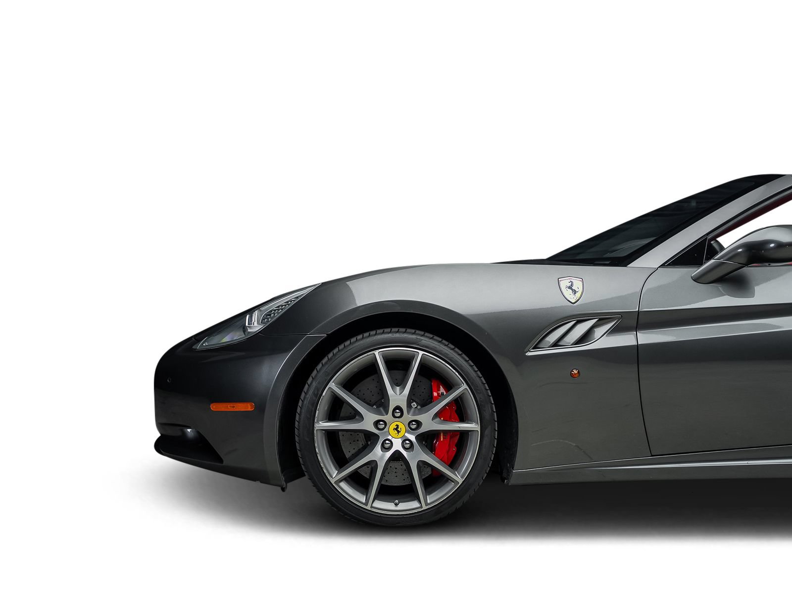 Used 2010 Ferrari California RWD image 21