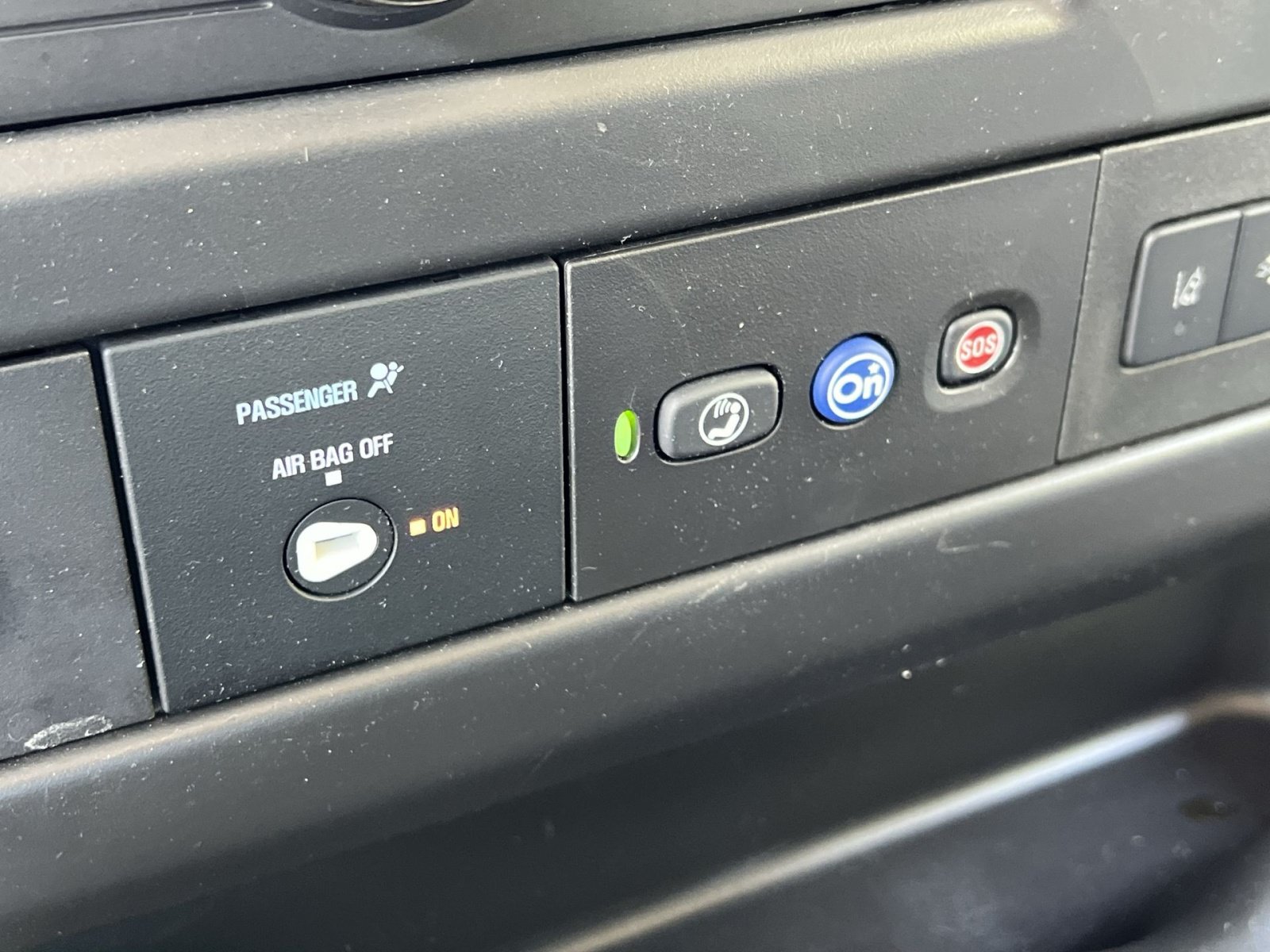 Used 2025 Chevrolet Express 3500 LT w/ LT Preferred Equipment Group RWD image 37