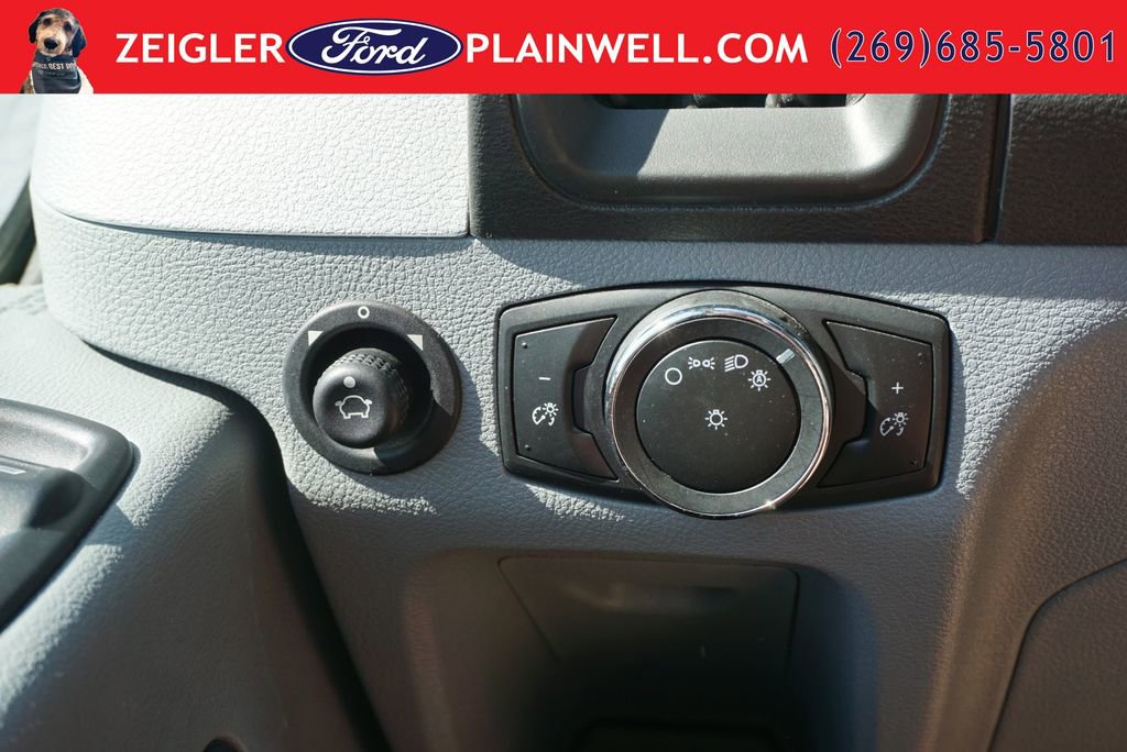 Used 2016 Ford Transit 350 XLT RWD image 28