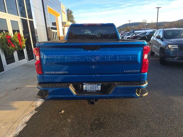Used 2023 Chevrolet Silverado 1500 Custom image 5
