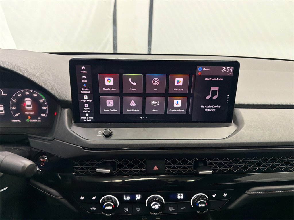 Used 2023 Honda Accord Touring image 27