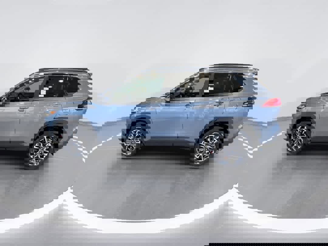 New 2026 Toyota Corolla Cross XLE image 5