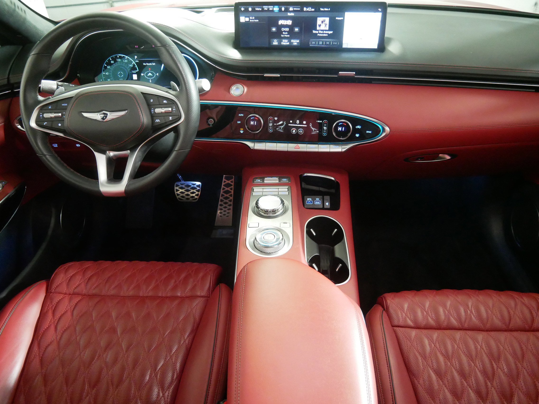 Used 2023 Genesis GV70 3.5T Sport w/ Sport Prestige Package image 10