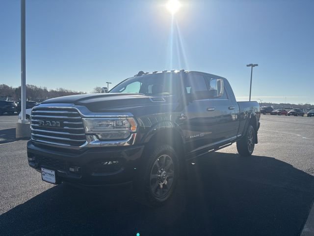 Used 2022 RAM 3500 Limited image 4