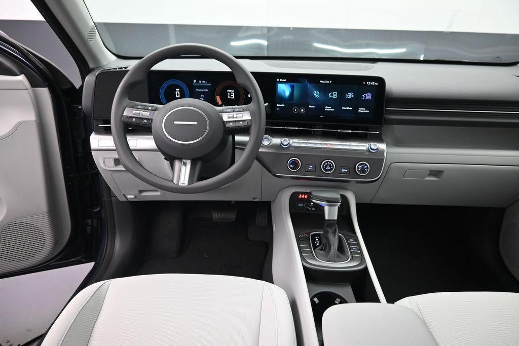 New 2027 Hyundai Kona SE FWD image 11