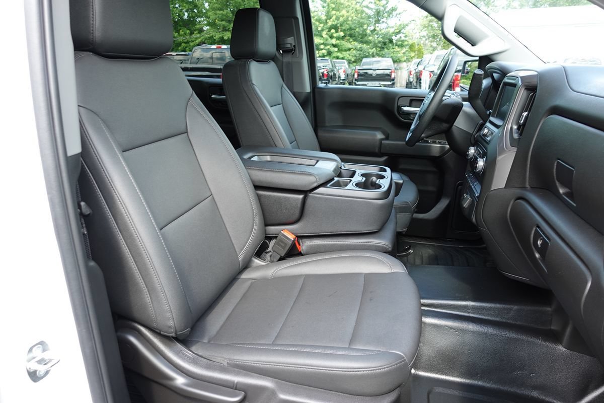 Used 2024 Chevrolet Silverado 1500 W/T w/ WT Value Package AWD/4WD image 33