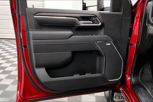 Used 2025 GMC Sierra 2500 SLT w/ SLT Convenience Package image 19