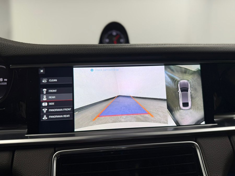 Used 2018 Porsche Panamera 4S AWD/4WD image 56