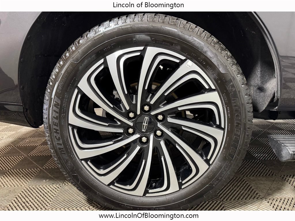Certified 2025 Lincoln Navigator Black Label AWD/4WD image 43