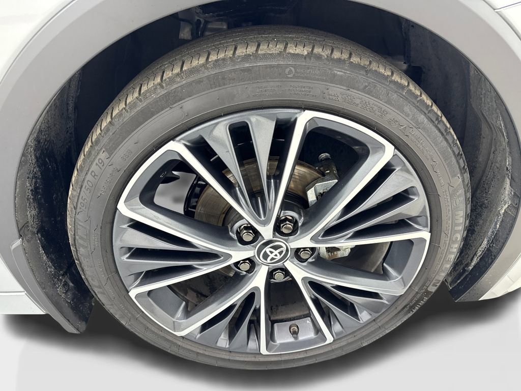 Used 2024 Toyota Prius LE image 84