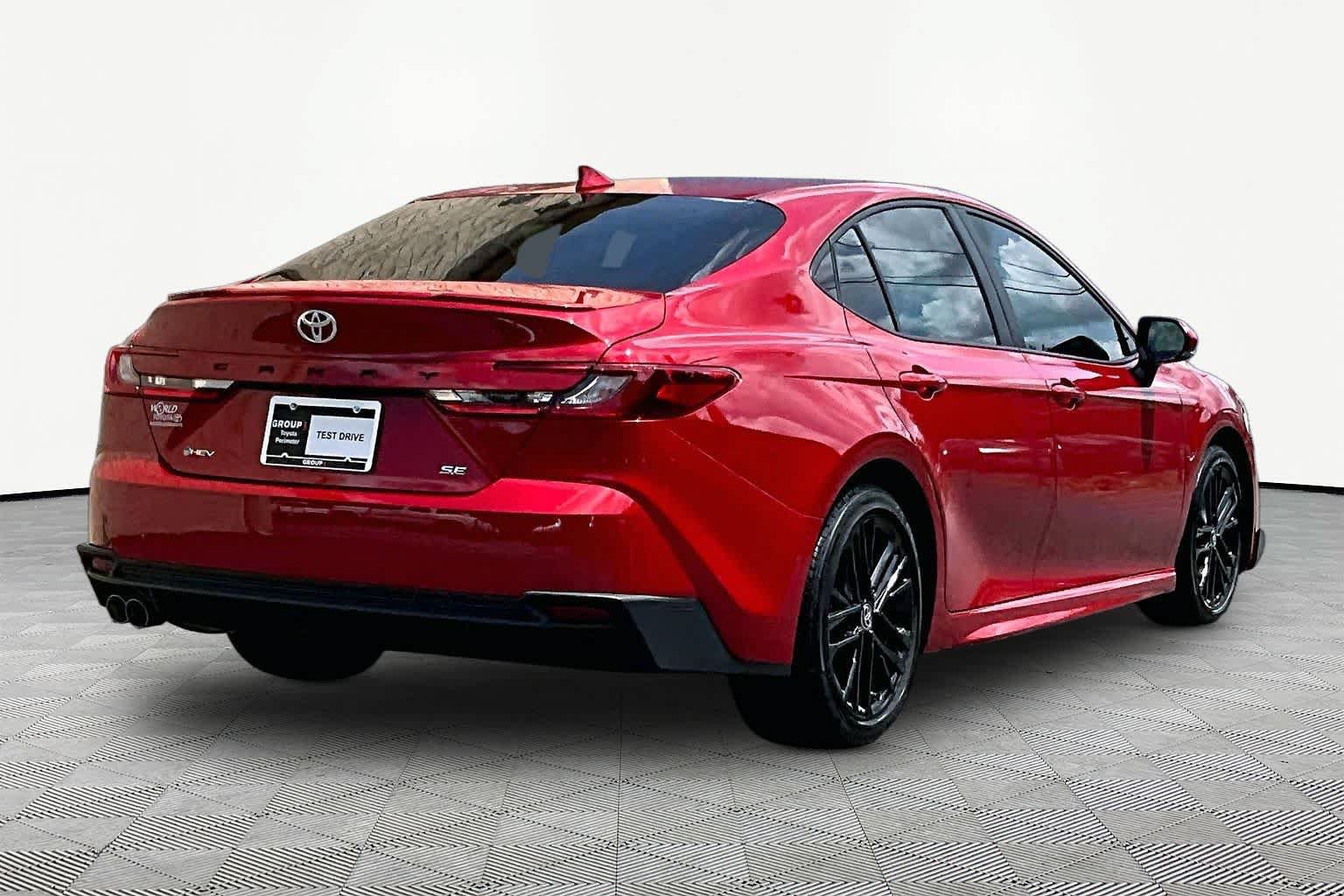 Used 2026 Toyota Camry SE w/ Convenience Package FWD image 13