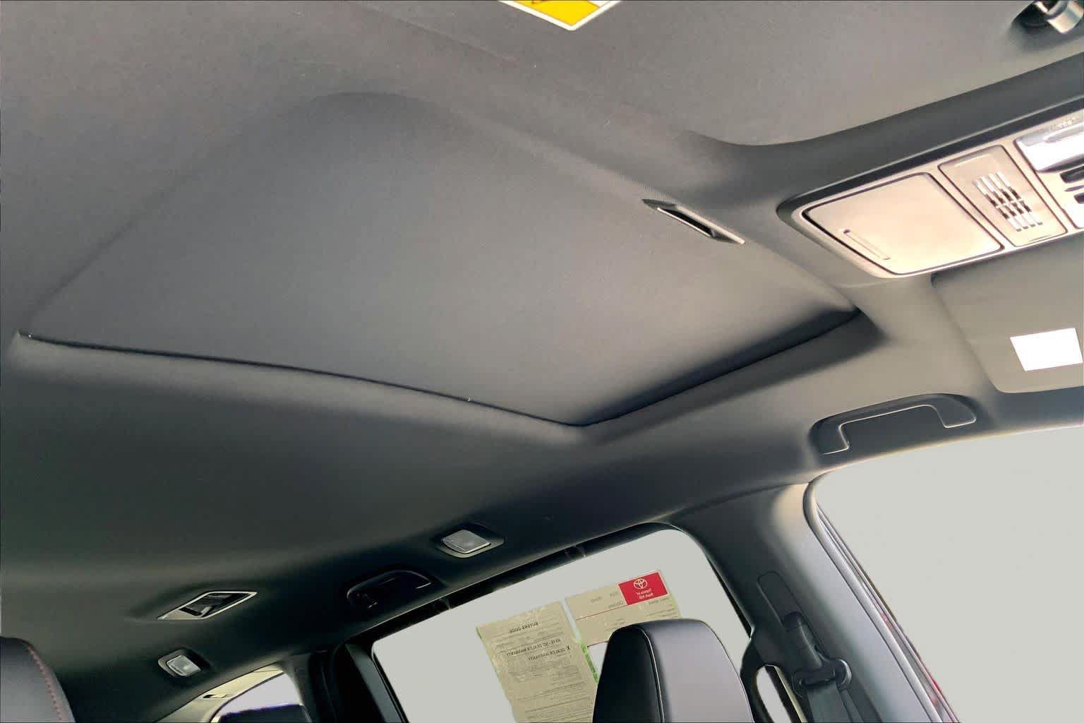 Used 2026 Honda Odyssey Sport-L image 14