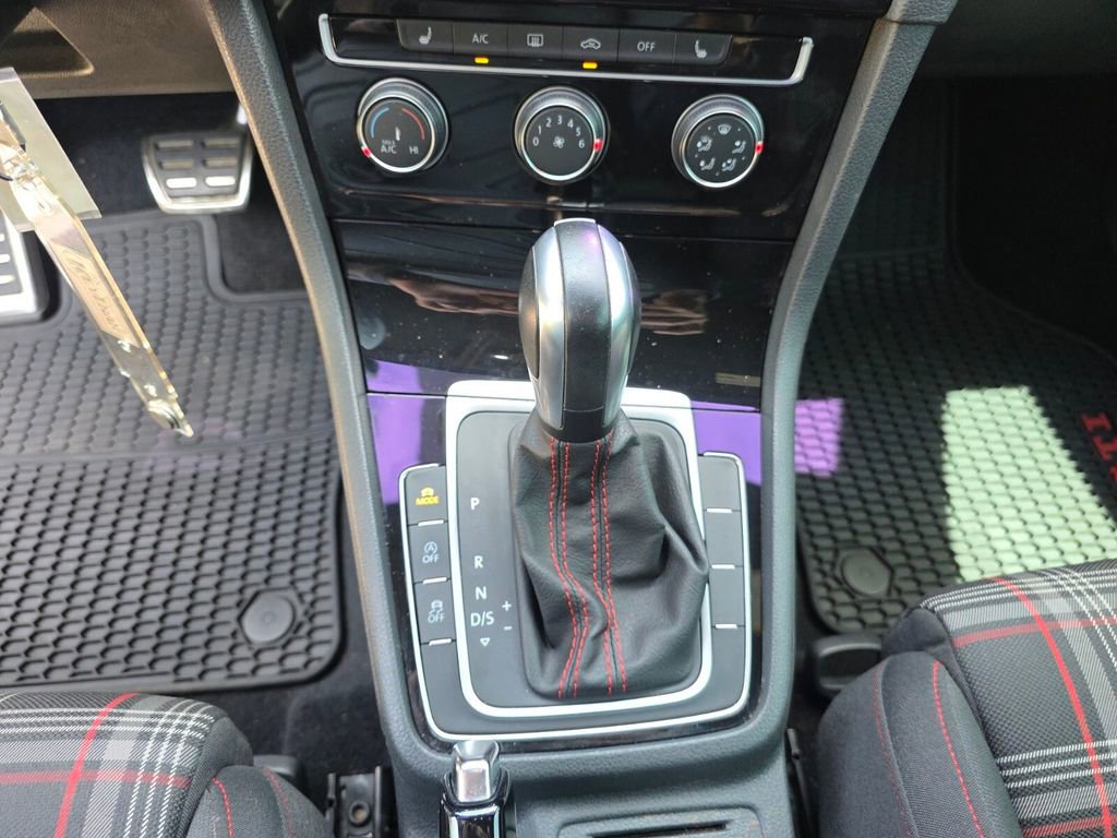 Used 2020 Volkswagen GTI S FWD image 28