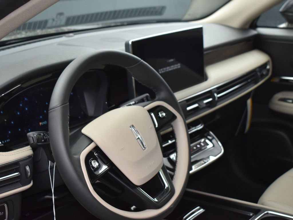 New 2026 Lincoln Corsair Grand Touring AWD/4WD image 8