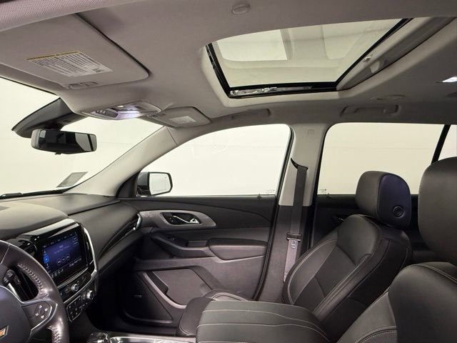 Used 2020 Chevrolet Traverse LT w/ LT Premium Package FWD image 35
