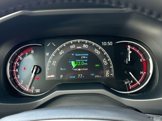 Used 2025 Toyota RAV4 XLE Premium image 31