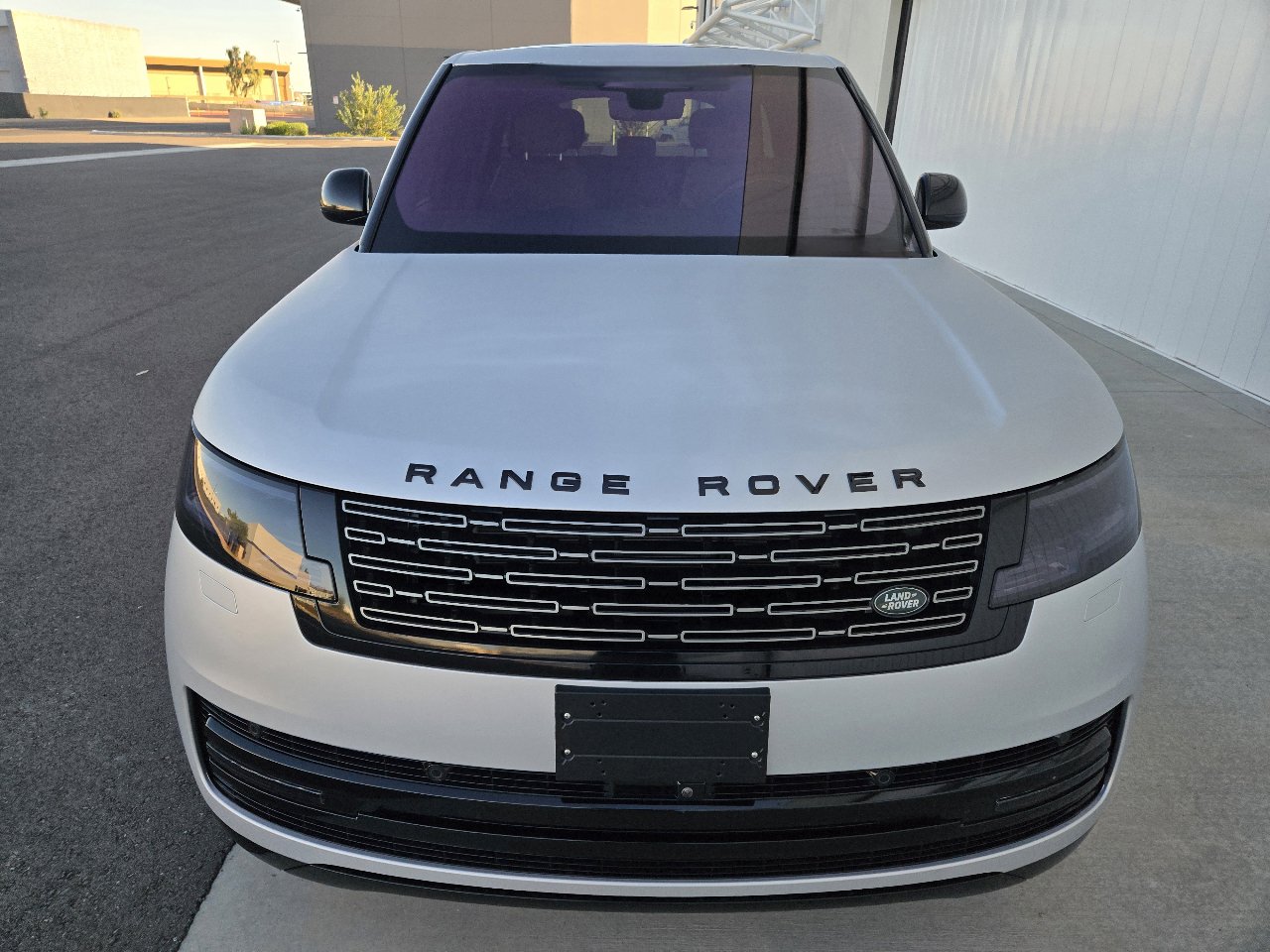 Used 2023 Land Rover Range Rover SE image 12