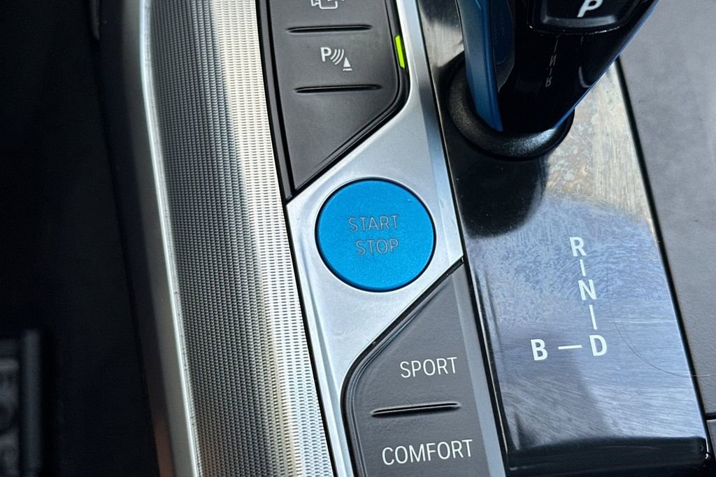 Used 2023 BMW i4 eDrive35 w/ Premium Package image 25