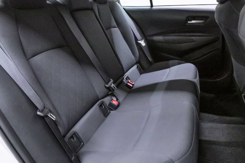 Used 2020 Toyota Corolla LE FWD image 11