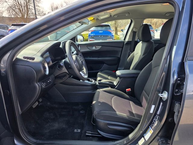 Used 2019 Kia Forte LXS FWD image 16
