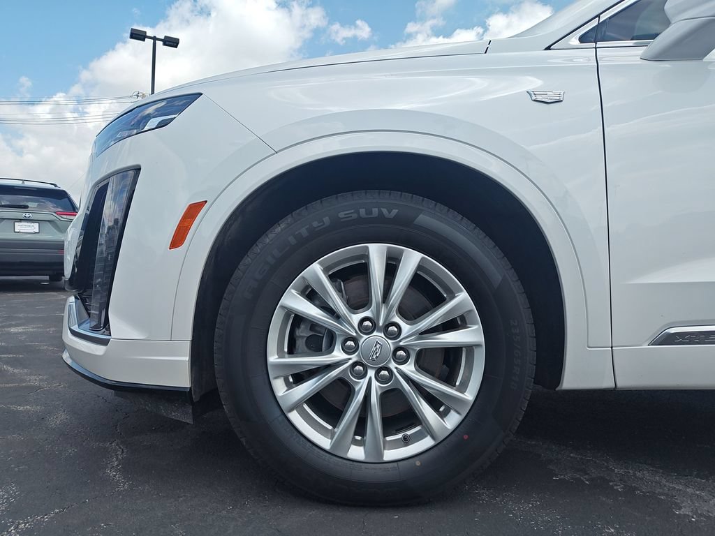 Used 2024 Cadillac XT6 Luxury AWD/4WD image 10