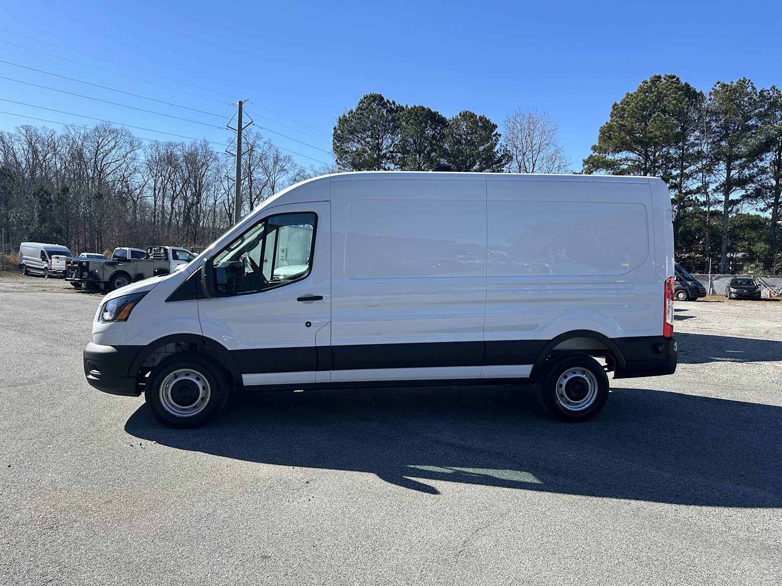 New 2026 Ford Transit 250 148 Medium Roof w/ Load Area Protection Package RWD image 4
