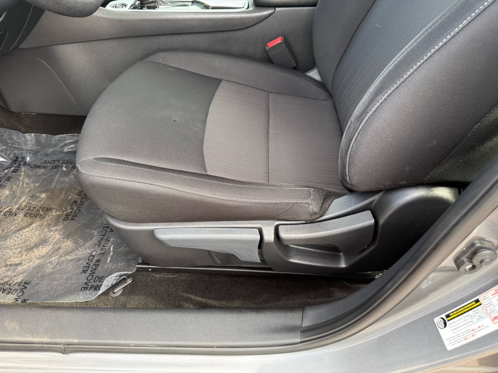 Used 2024 Nissan Sentra SV FWD image 14