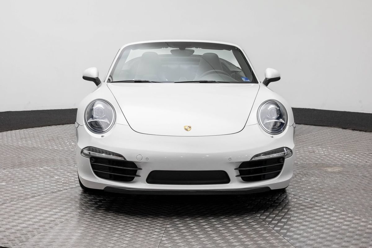 Used 2012 Porsche 911 Carrera RWD image 3