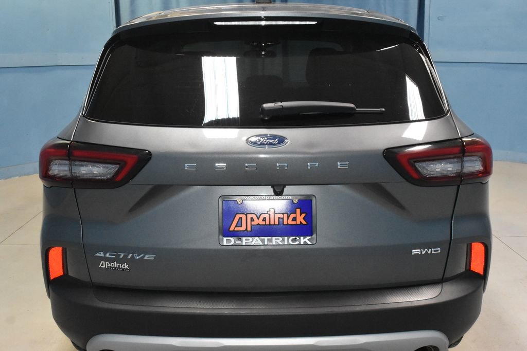 Used 2025 Ford Escape Active AWD/4WD image 25
