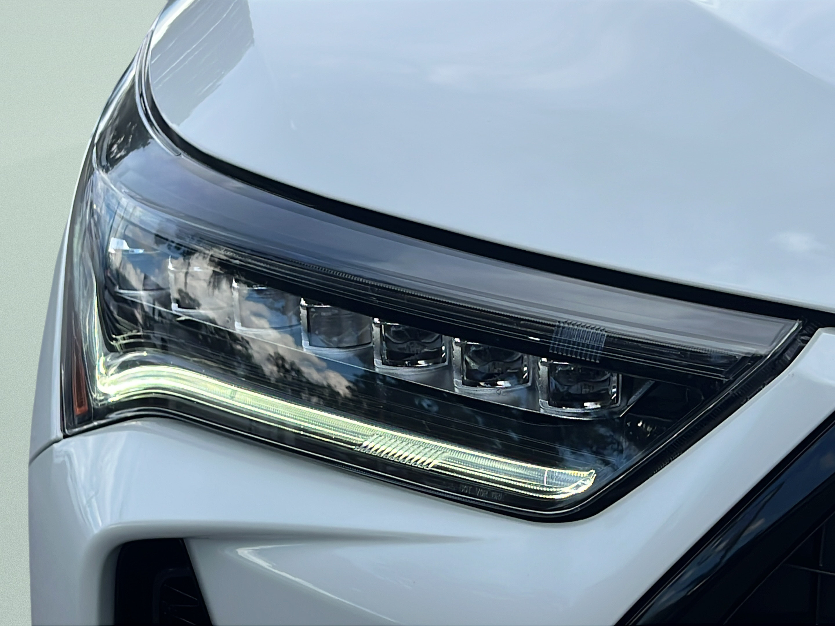 Used 2022 Acura RDX w/ Advance Package AWD/4WD image 9